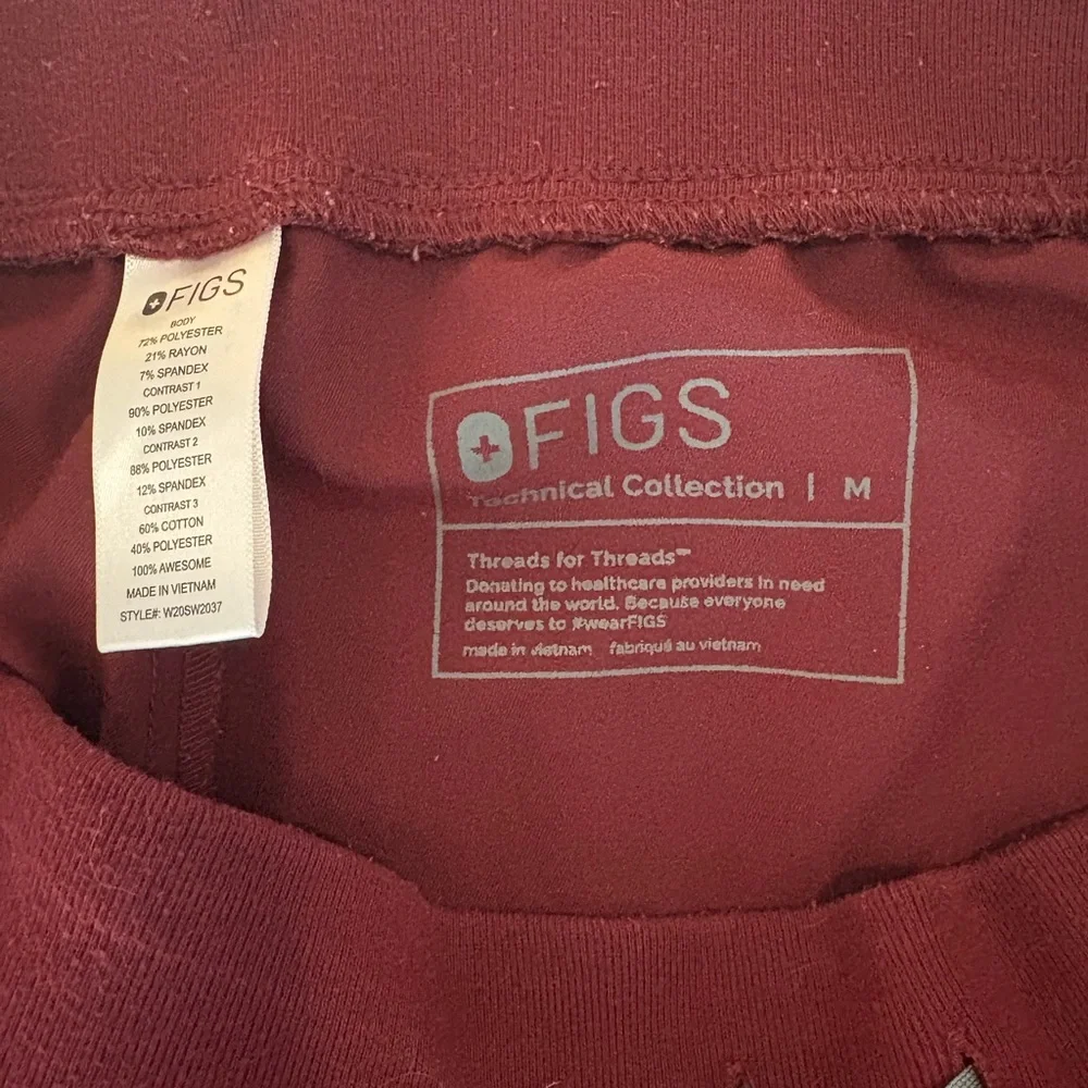 Figs Burgundy Scrub Pants - Picture 2 of 7